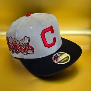 New Era 9fifty High Crown Cleveland Indians Gray Black Side GraffitiSnapback Hat